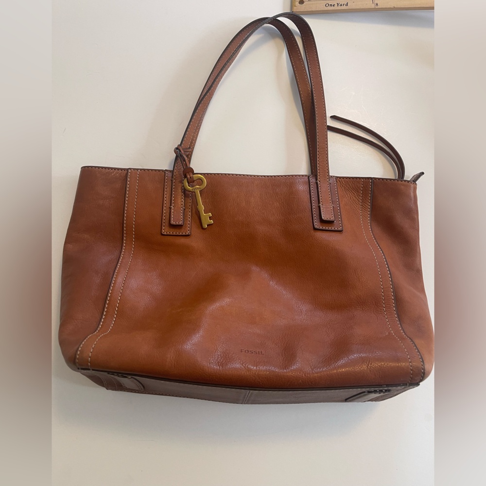 Fossil Brown Pebbled Leather Emma Tote Brass Key - Picture 16 of 16